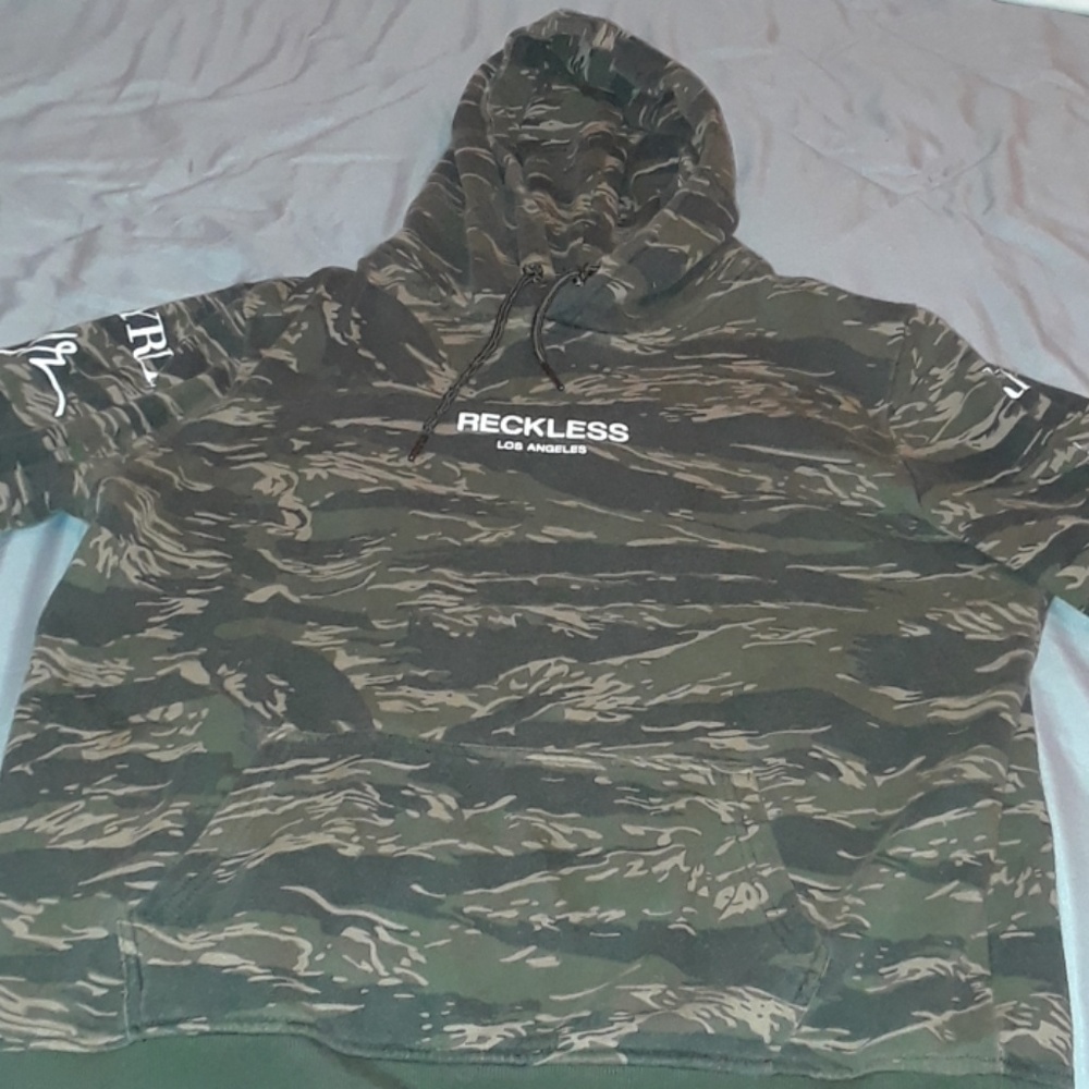 Sweater - Picture 2 of 3